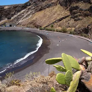 https://casa-riti-mesas-del-mar.in-canary-islands.com
